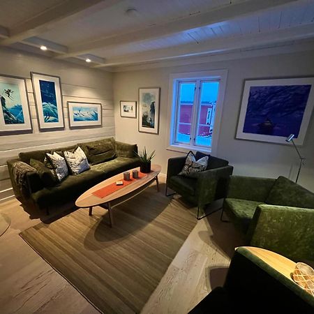 Kjosen Lodge, Lyngen. Lyngseidet Exteriör bild