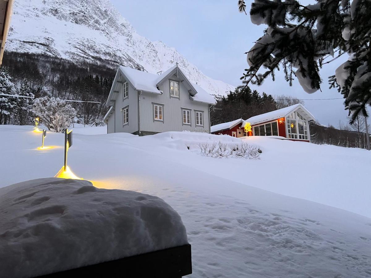 Kjosen Lodge, Lyngen. Lyngseidet Exteriör bild