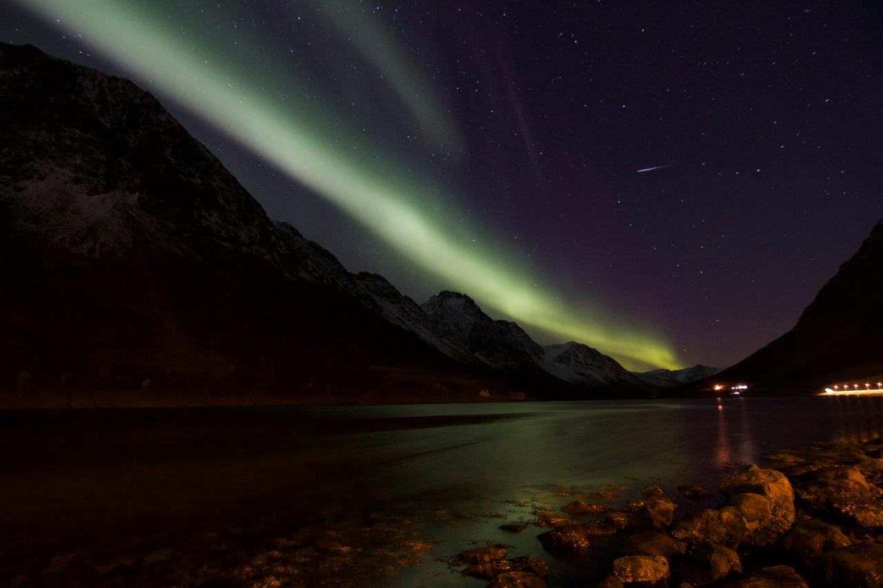 Kjosen Lodge, Lyngen. Lyngseidet Exteriör bild