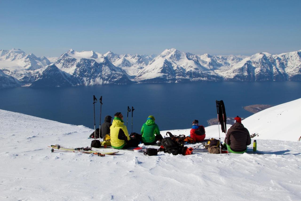 Kjosen Lodge, Lyngen. Lyngseidet Exteriör bild