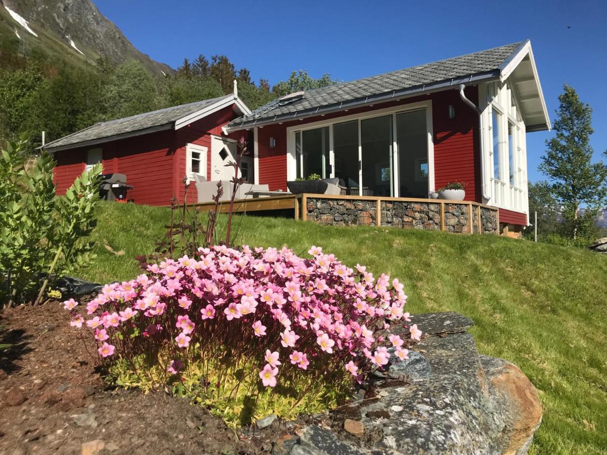 Kjosen Lodge, Lyngen. Lyngseidet Exteriör bild